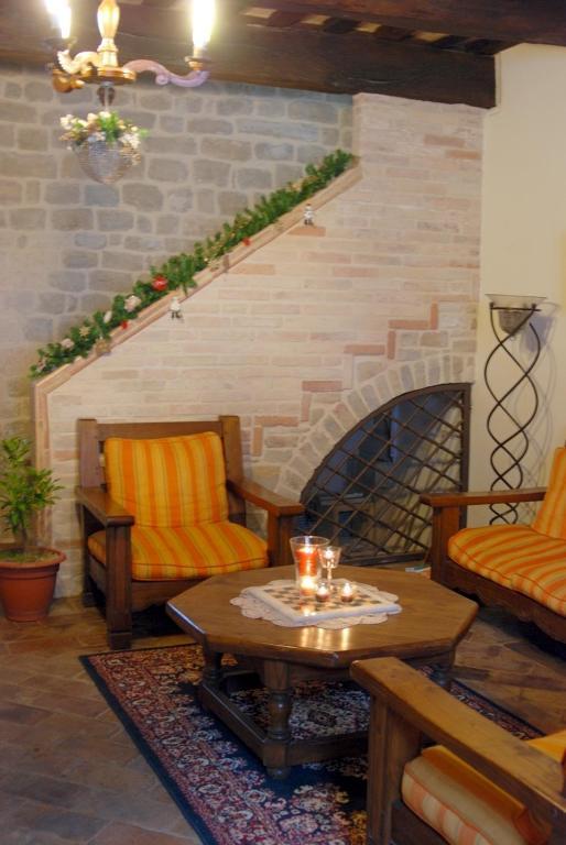 B&B San Paterniano Cingoli Eksteriør bilde
